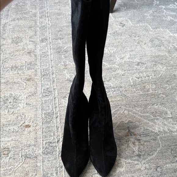 Elegant Suede Black High Boots - Picture 2 of 6
